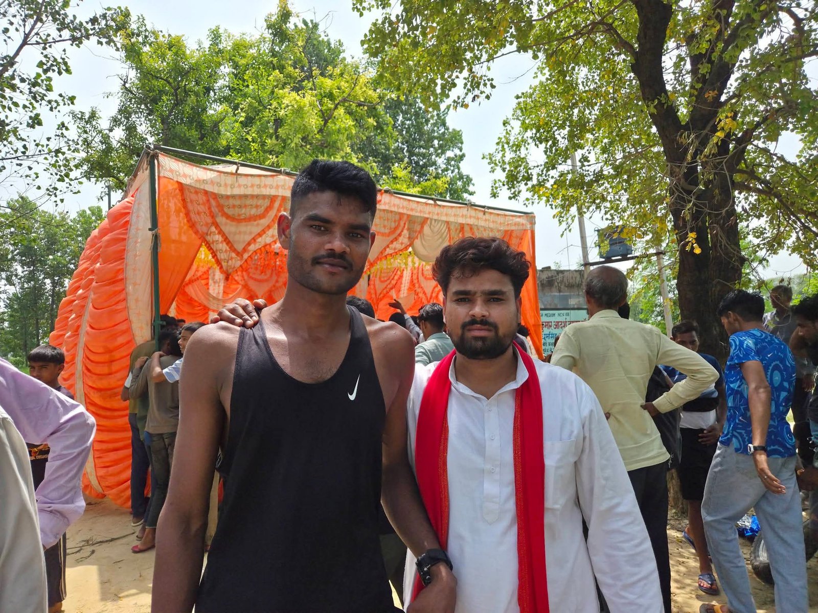 शहीद गुलाब सिंह लोधी स्मृति 1600 मीटर दौड़ प्रतियोगिता में गूंजा अतरौली के युवाओं का जोश - Aligarh photo