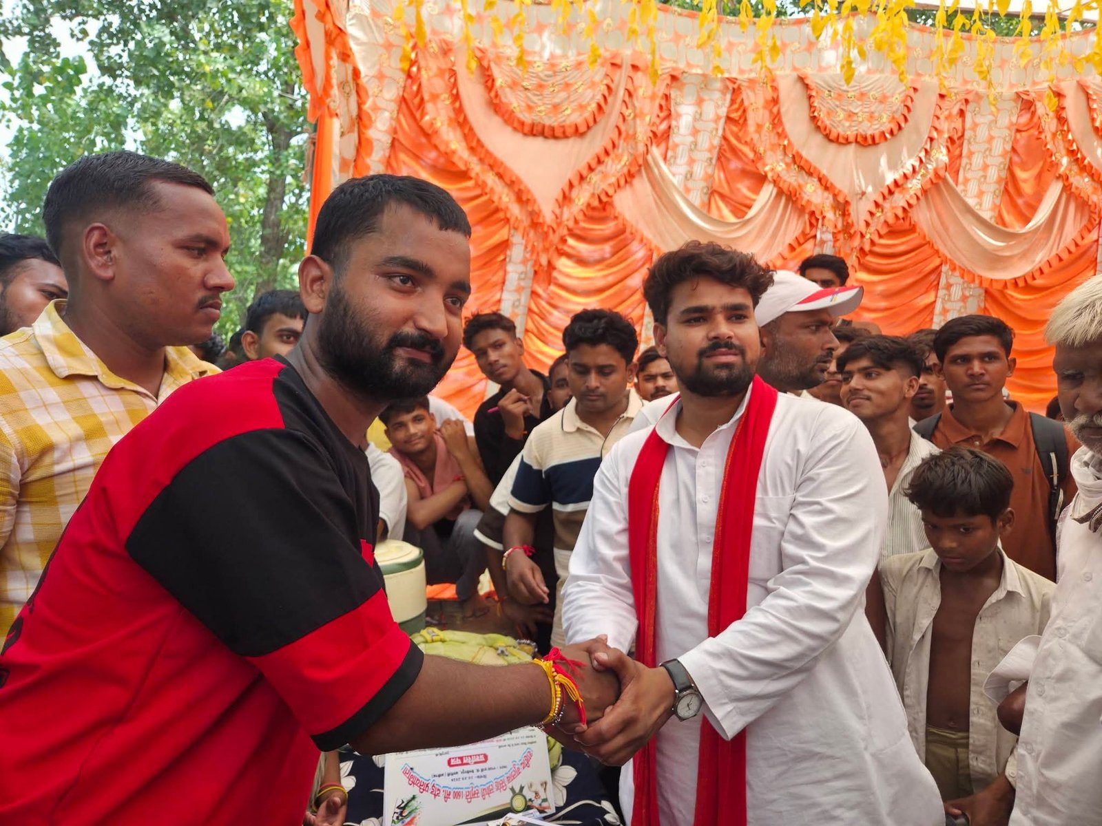 शहीद गुलाब सिंह लोधी स्मृति 1600 मीटर दौड़ प्रतियोगिता में गूंजा अतरौली के युवाओं का जोश - Aligarh photo