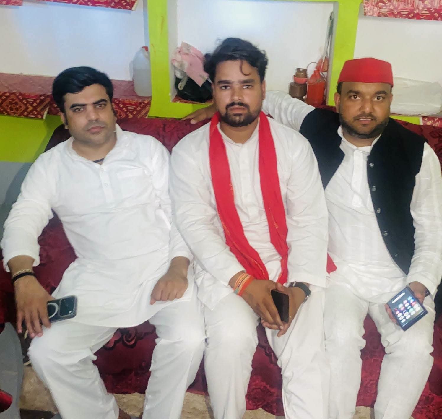 मैनपुरी में माननीय विधायक श्री राहुल शिवगणेश लोधी जी एवं माननीय विधायक श्री तेज प्रताप सिंह यादव जी से शिष्टाचार भेंट - Mainpuri photo