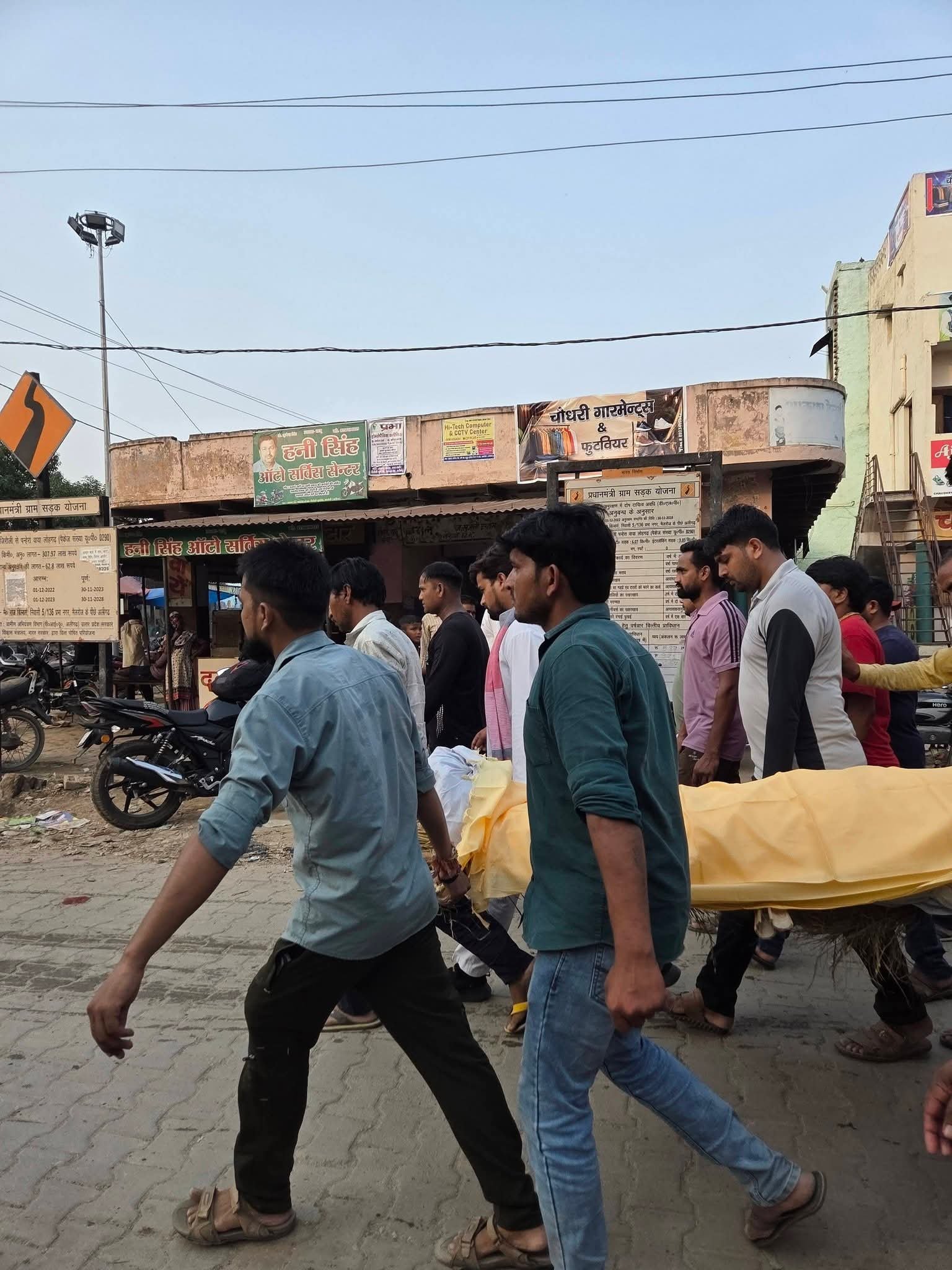 गांव जिरौली धूमसिंह में शिक्षक दलवीर सिंह लोधी जी के निधन पर शोक संवेदना | गगन लोधी - Aligarh photo
