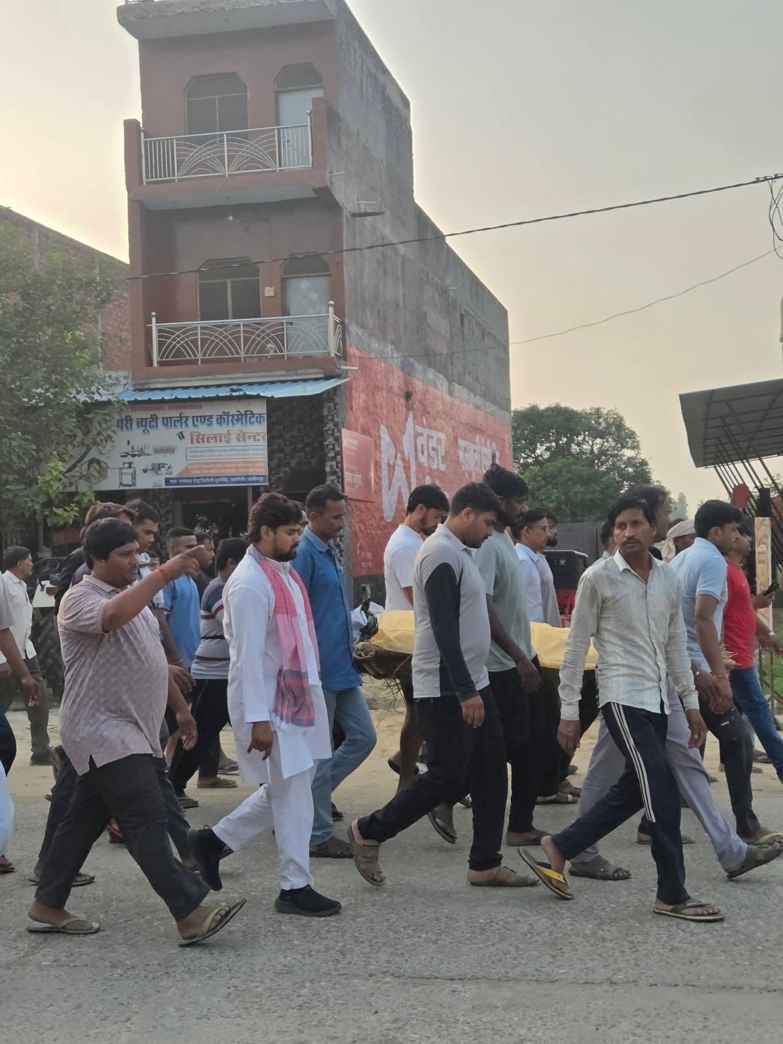 गांव जिरौली धूमसिंह में शिक्षक दलवीर सिंह लोधी जी के निधन पर शोक संवेदना | गगन लोधी - Aligarh photo
